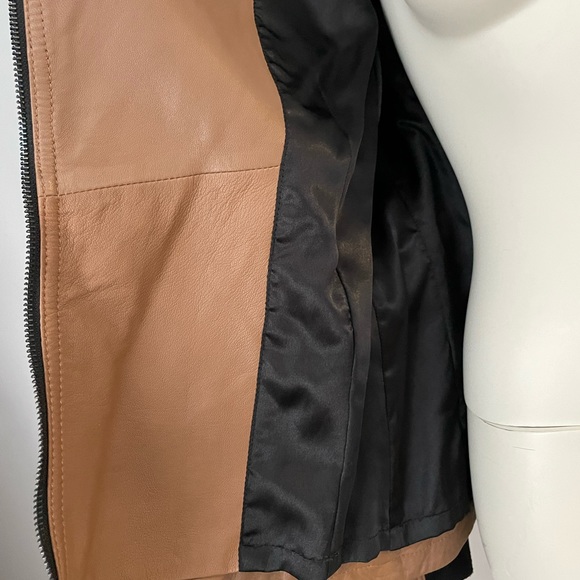 Two-tone leather jacket - Picture 4 of 8